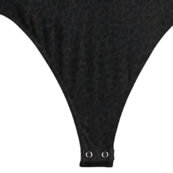 Yummy Leopard print black and grey bodysuit - Picture 5 of 12